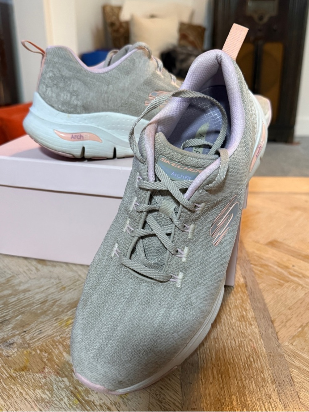 Skechers Arch Fit Women's Beige with Pink Accent Slip-Resistant Walking Sneakers